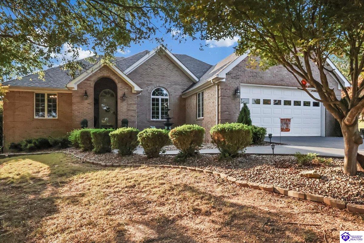 Listing Picture 42 Clubhouse Lane Glasgow, KY 42141 MLS HK25004241