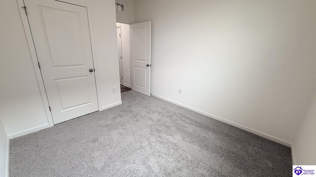 Listing Picture 213 Miles Pass Elizabethtown, KY 42701 MLS HK25004268