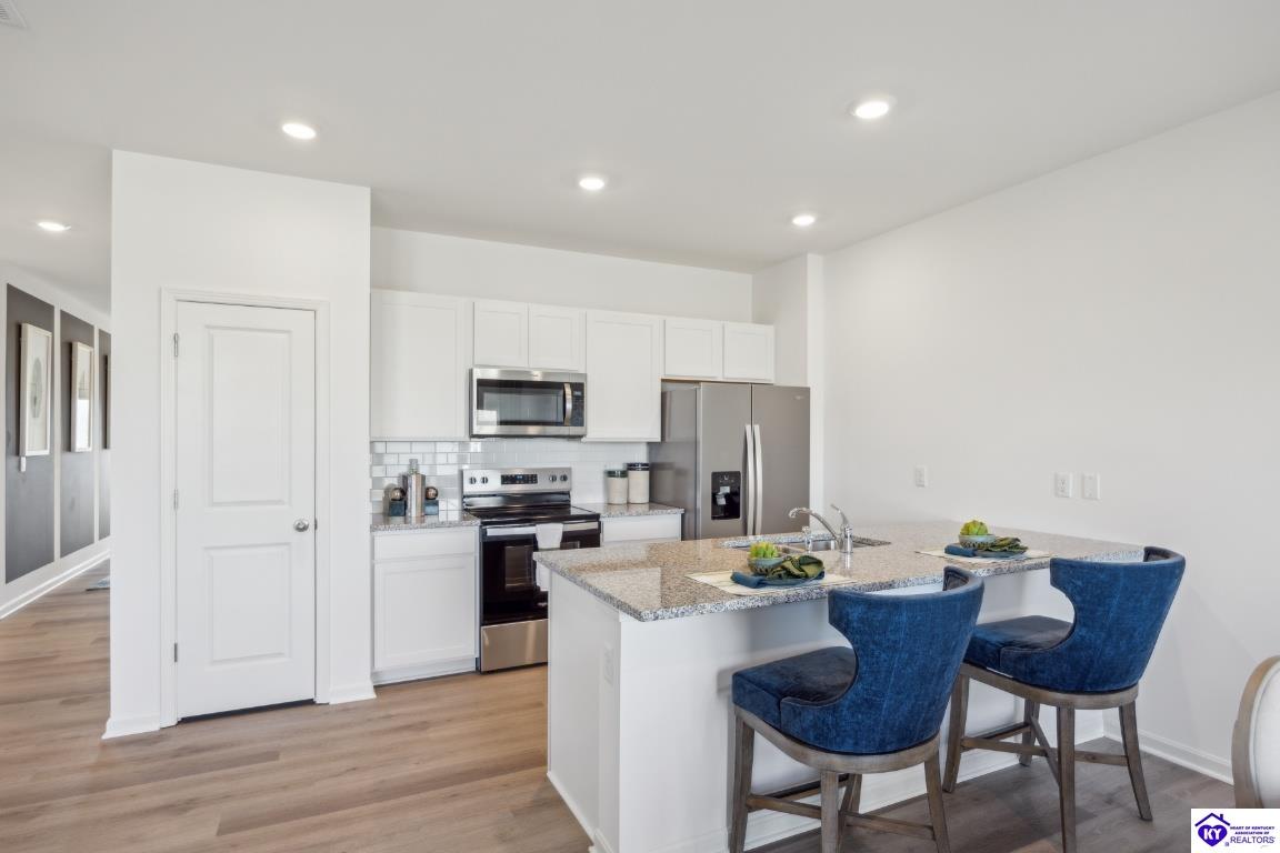 Listing Picture 213 Miles Pass Elizabethtown, KY 42701 MLS HK25004268