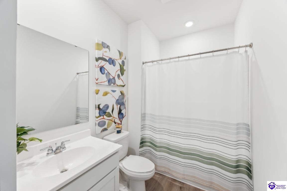 Listing Picture 213 Miles Pass Elizabethtown, KY 42701 MLS HK25004268