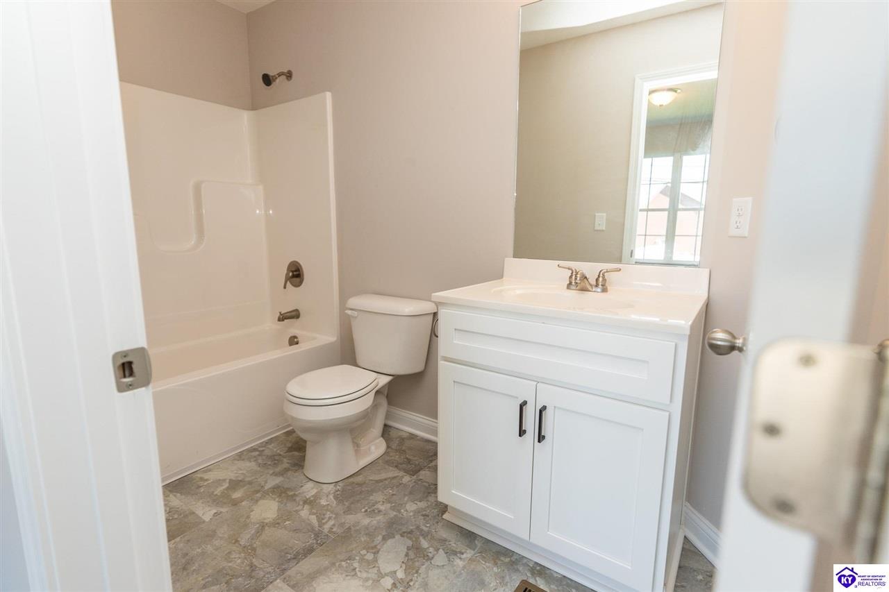 Listing Picture 114A Shirley Boulevard Vine Grove, KY 40175 MLS HK25004296