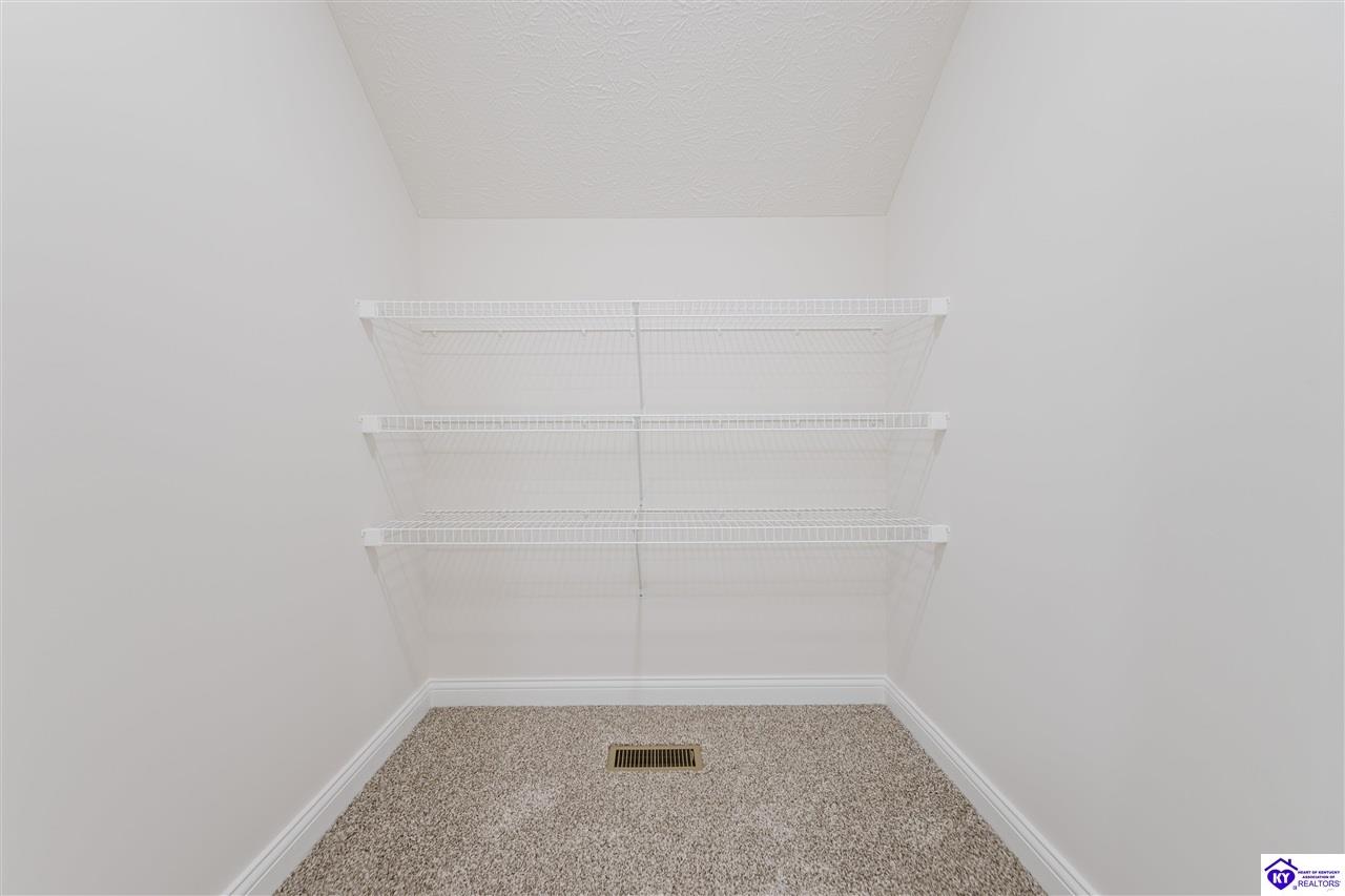 Listing Picture 112 Miles Pass Elizabethtown, KY 42701 MLS HK25004390