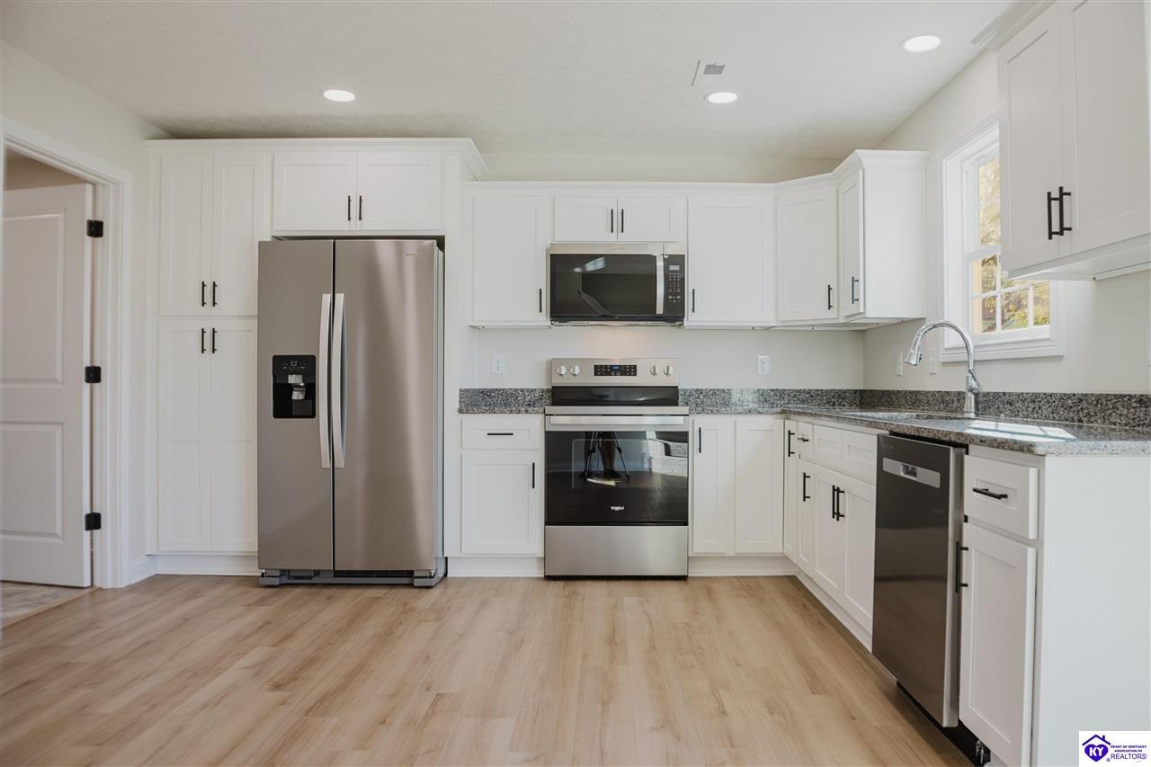 Listing Picture 112 Miles Pass Elizabethtown, KY 42701 MLS HK25004390