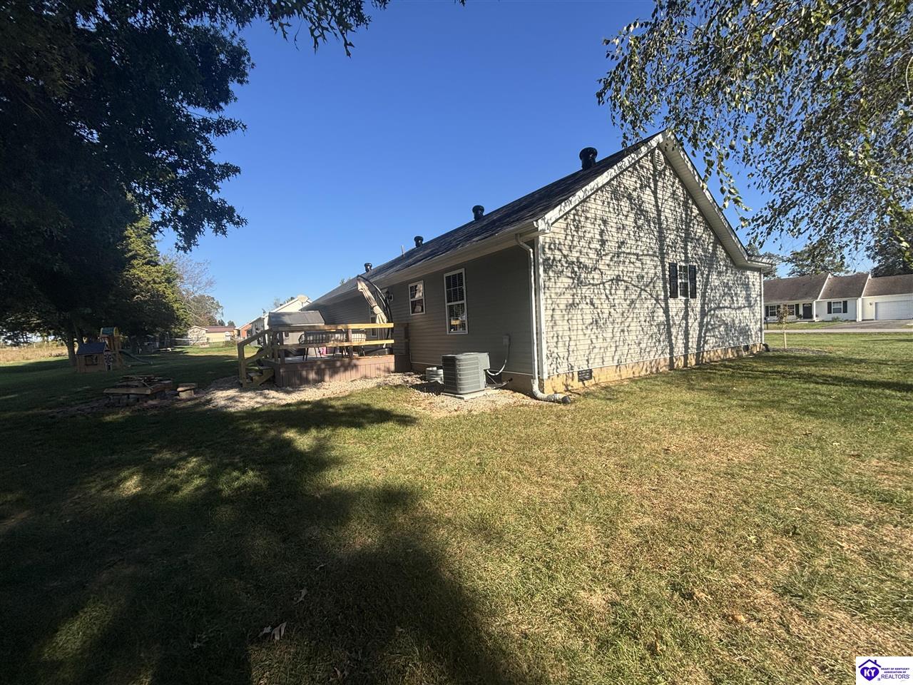 Listing Picture 105 Rustic Haven Drive Campbellsville, KY 42718 MLS HK25004429