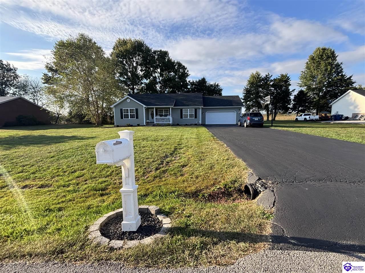 Listing Picture 105 Rustic Haven Drive Campbellsville, KY 42718 MLS HK25004429