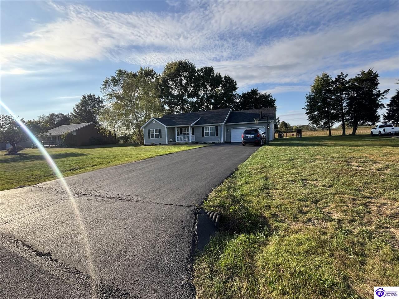 Listing Picture 105 Rustic Haven Drive Campbellsville, KY 42718 MLS HK25004429