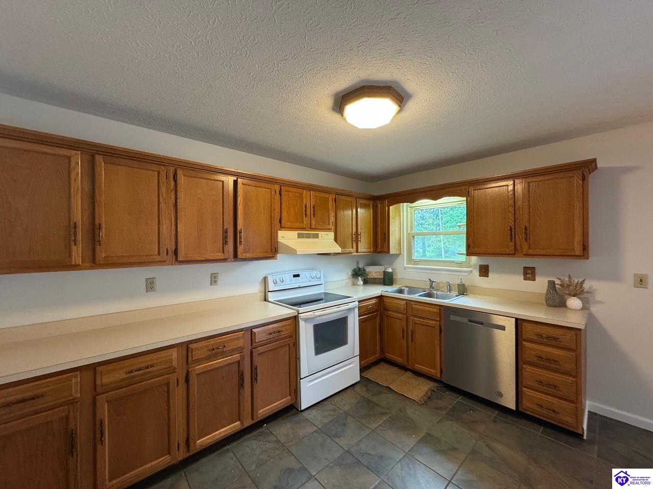 Listing Picture 45 Paula Court Ekron, KY 40108 MLS HK25004495