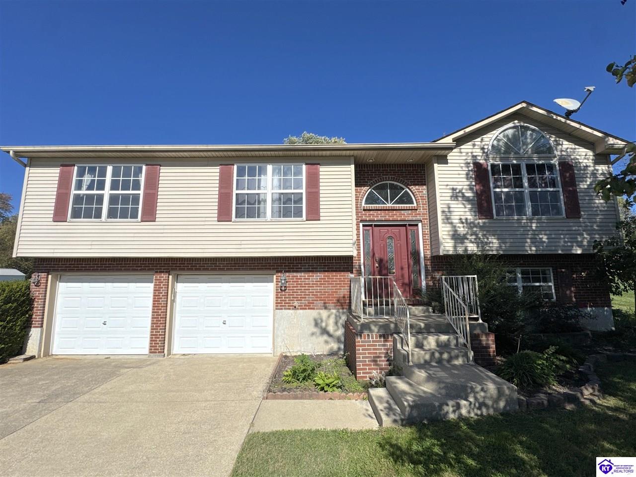 Listing Picture 108 Airport Road Vine Grove, KY 40175 MLS HK25004519