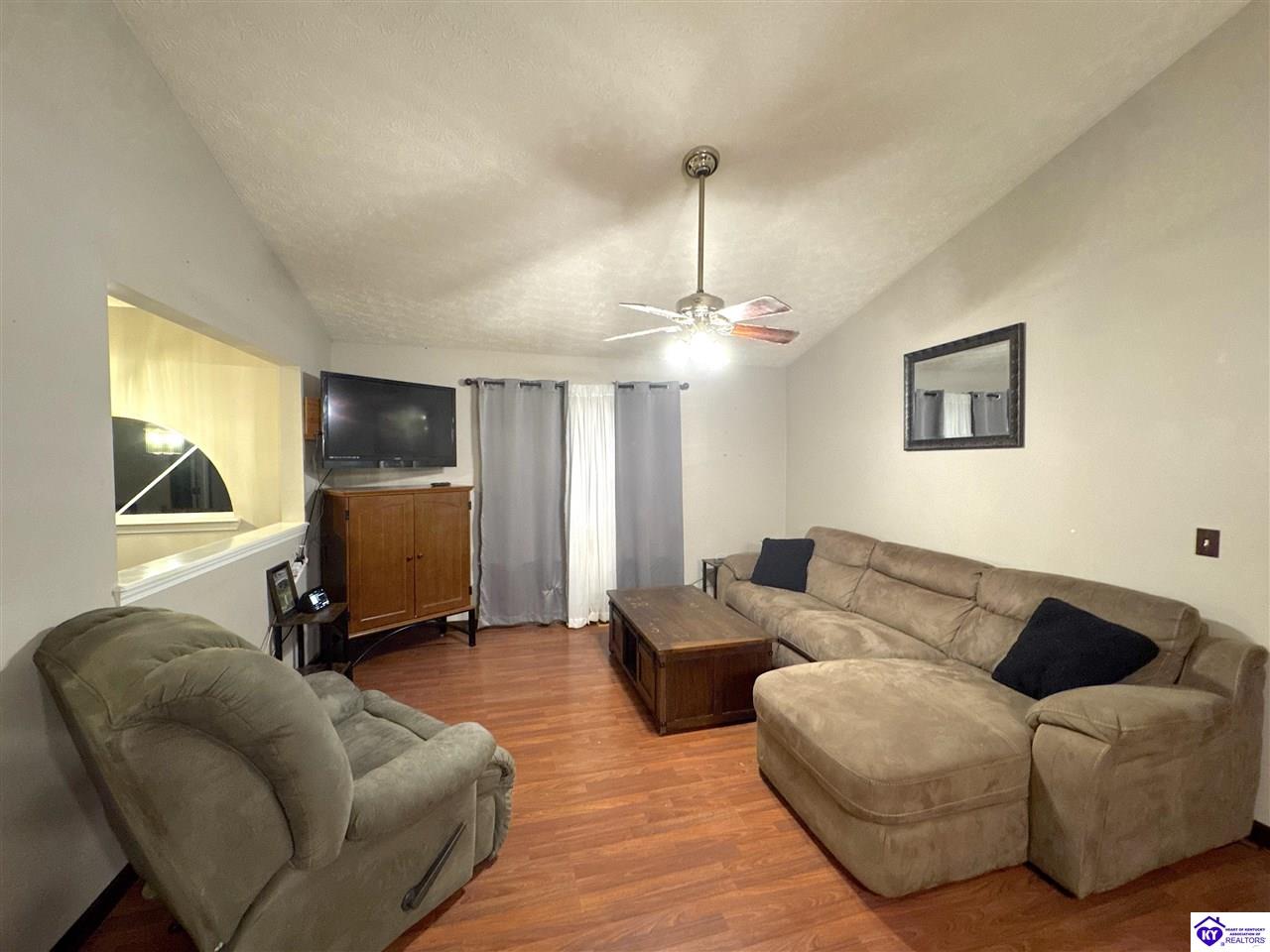 Listing Picture 108 Airport Road Vine Grove, KY 40175 MLS HK25004519