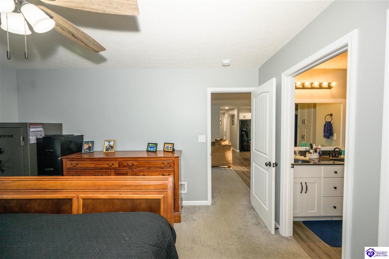 Listing Picture 19569 E Highway 144 Union Star, KY 40171 MLS HK25004535