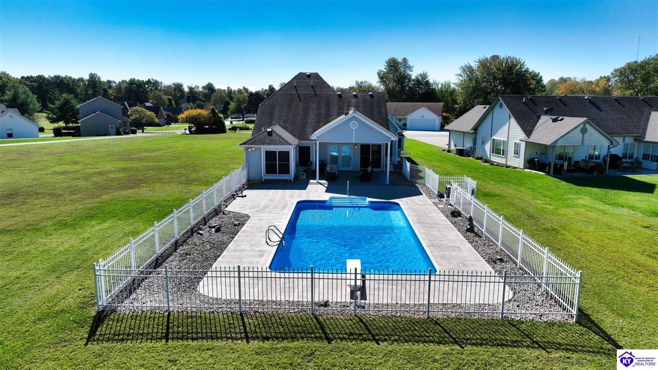 Listing Picture 524 Sunningdale Way Elizabethtown, KY 42701 MLS HK25004553