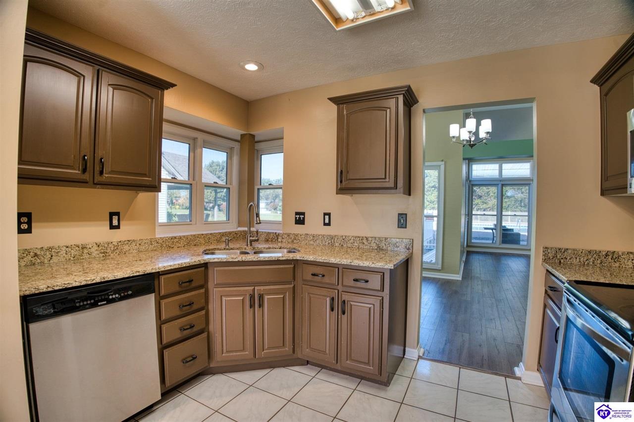 Listing Picture 524 Sunningdale Way Elizabethtown, KY 42701 MLS HK25004553