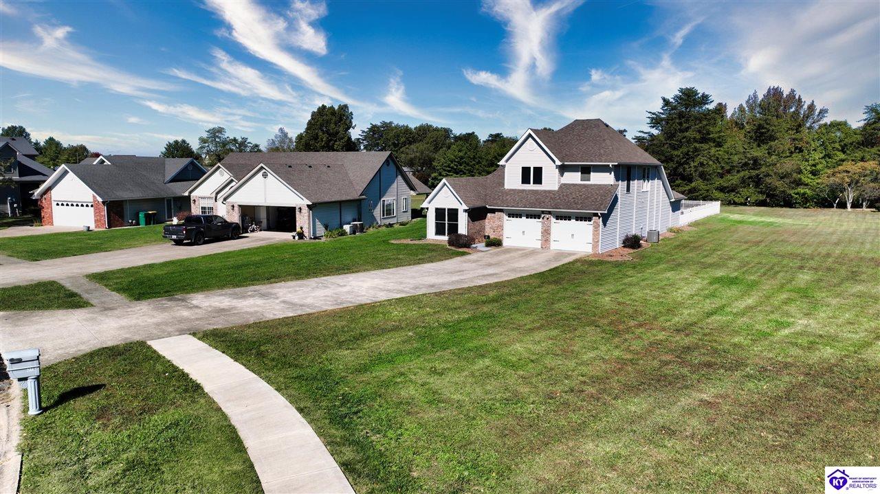 Listing Picture 524 Sunningdale Way Elizabethtown, KY 42701 MLS HK25004553