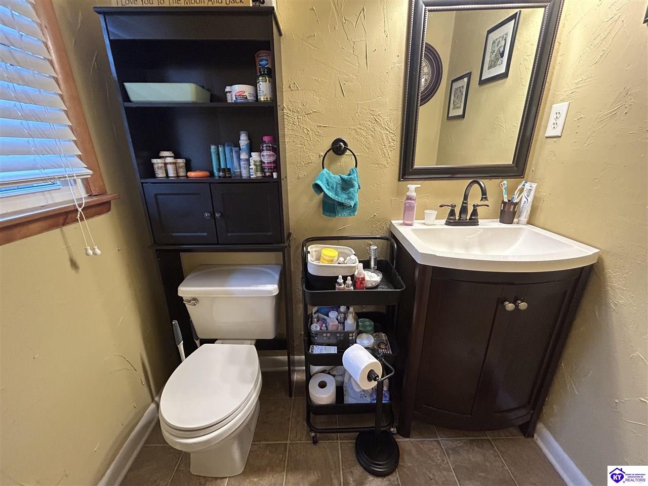 Listing Picture 101 Jackie Street Elizabethtown, KY 42701 MLS HK25004568