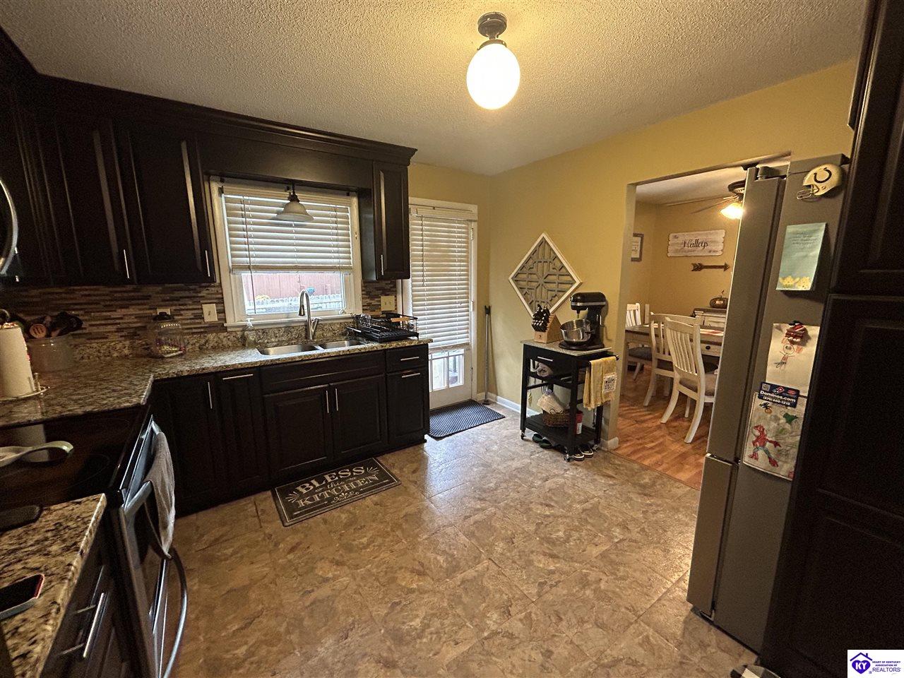 Listing Picture 101 Jackie Street Elizabethtown, KY 42701 MLS HK25004568