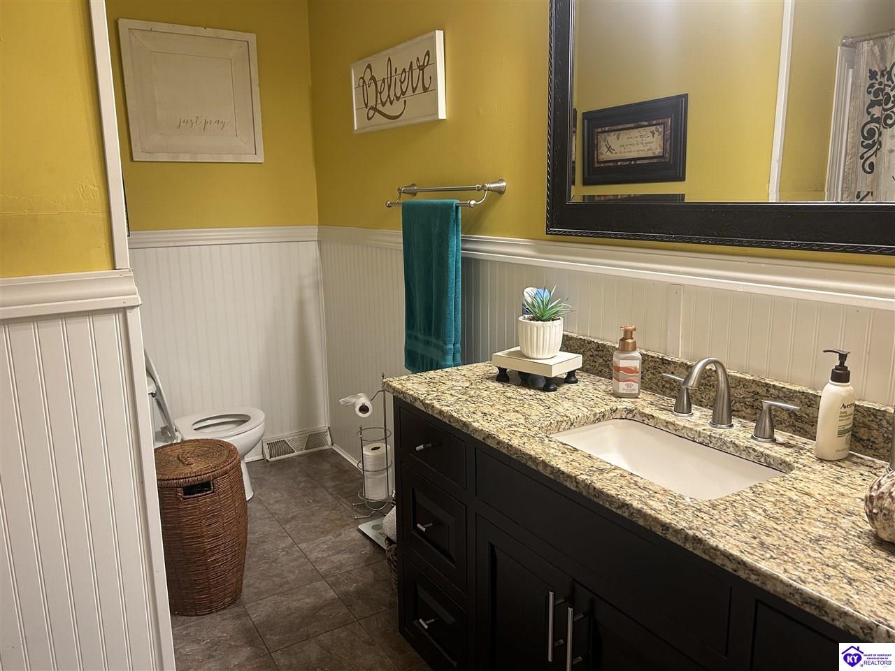 Listing Picture 101 Jackie Street Elizabethtown, KY 42701 MLS HK25004568