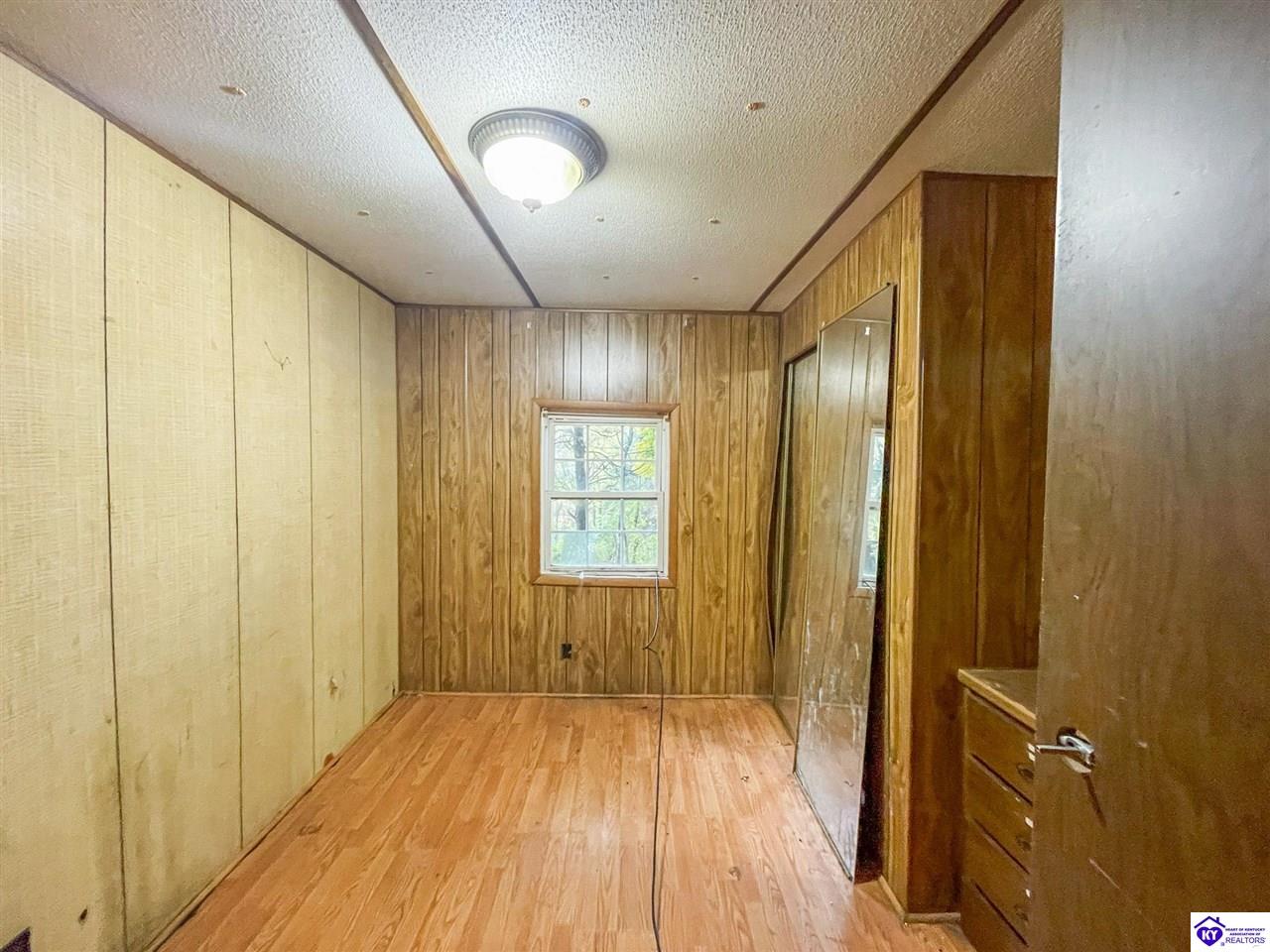 Listing Picture 110 Tomahawk Trail Rineyville, KY 40162 MLS HK25004584