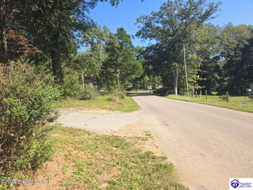 Listing Picture 670 Rowletts Cave Springs Road Horse Cave, KY 42749 MLS HK25004654