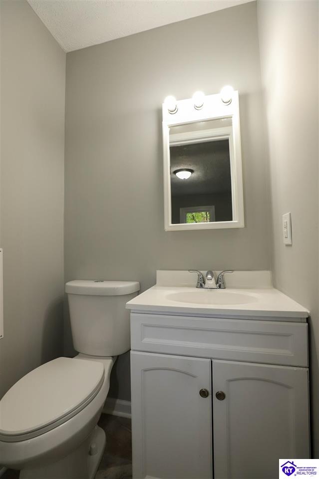 Listing Picture 113 E Tophill Terrace Elizabethtown, KY 42701 MLS HK25004698