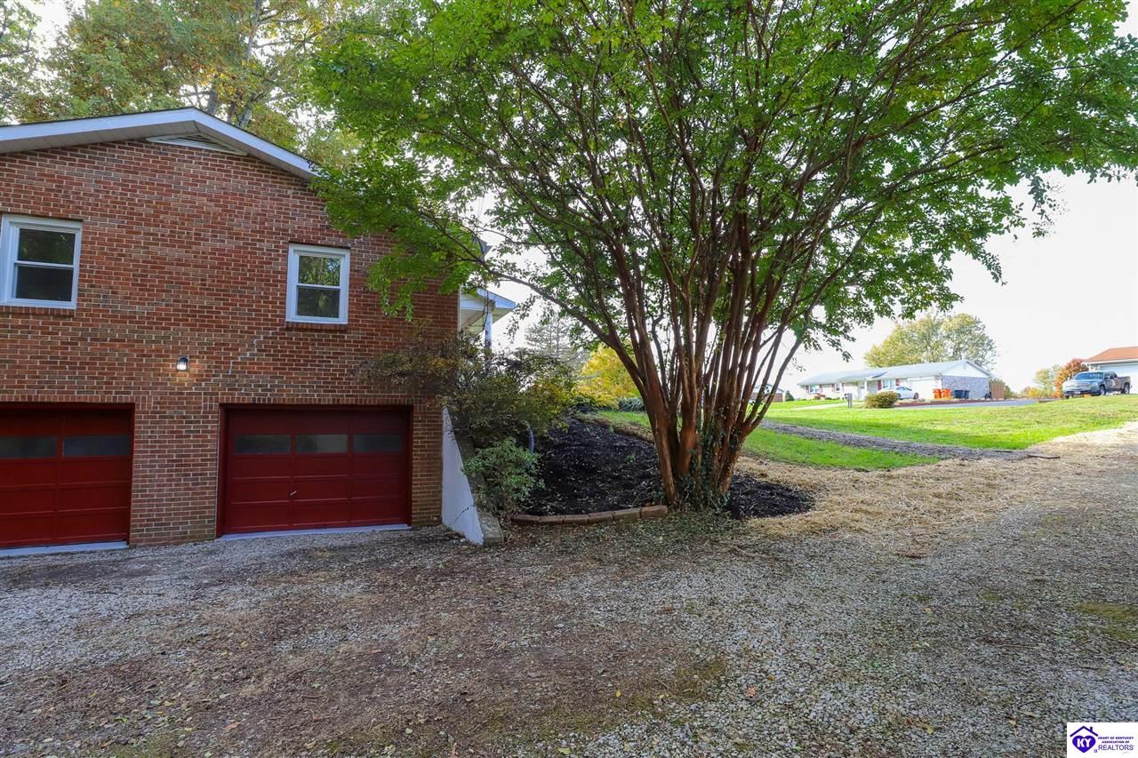 Listing Picture 113 E Tophill Terrace Elizabethtown, KY 42701 MLS HK25004698