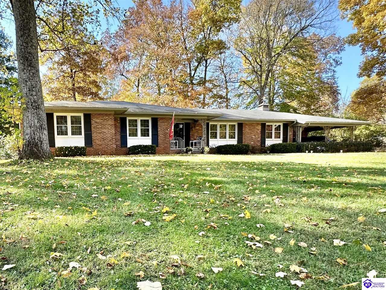 214 Forrest Hill RoadHodgenville,&nbsp;KY&nbsp;42748