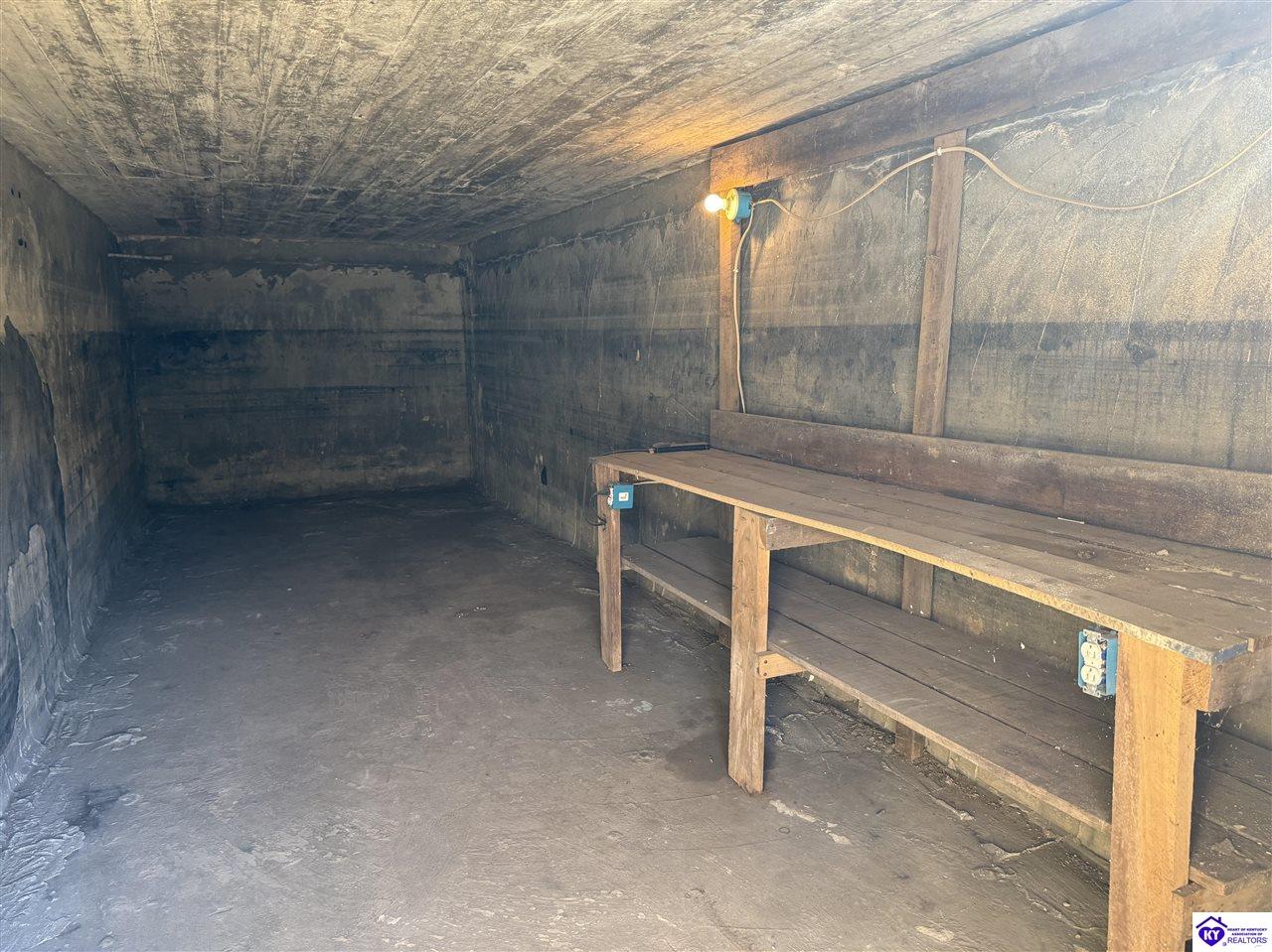 Listing Picture 1825 N Main Street Munfordville, KY 42765 MLS HK25004711