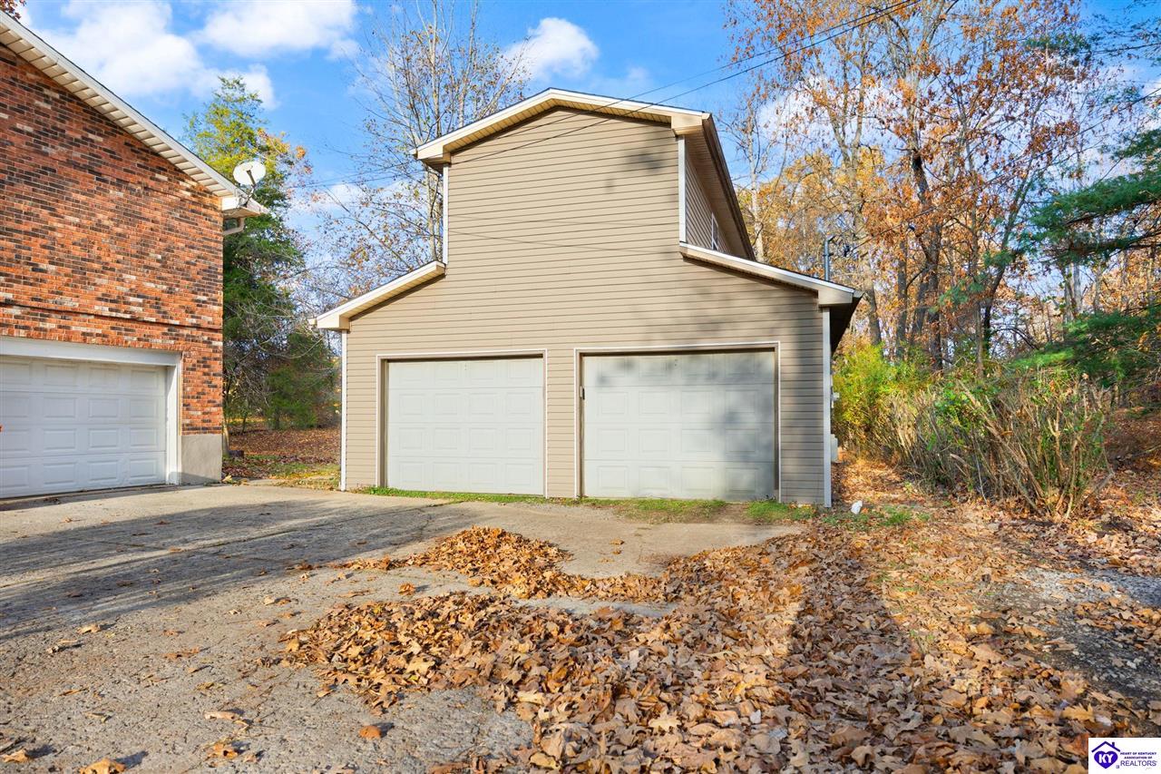 Listing Picture 929 Hickory Drive Vine Grove, KY 40175 MLS HK25004733