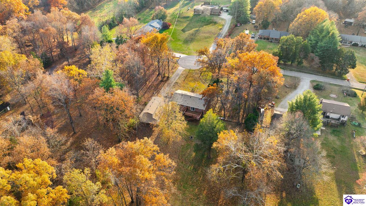 Listing Picture 929 Hickory Drive Vine Grove, KY 40175 MLS HK25004733