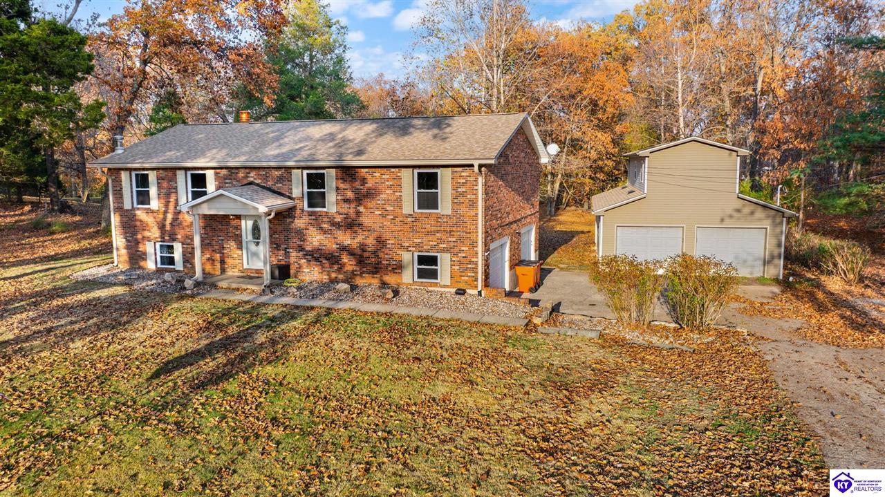 Listing Picture 929 Hickory Drive Vine Grove, KY 40175 MLS HK25004733
