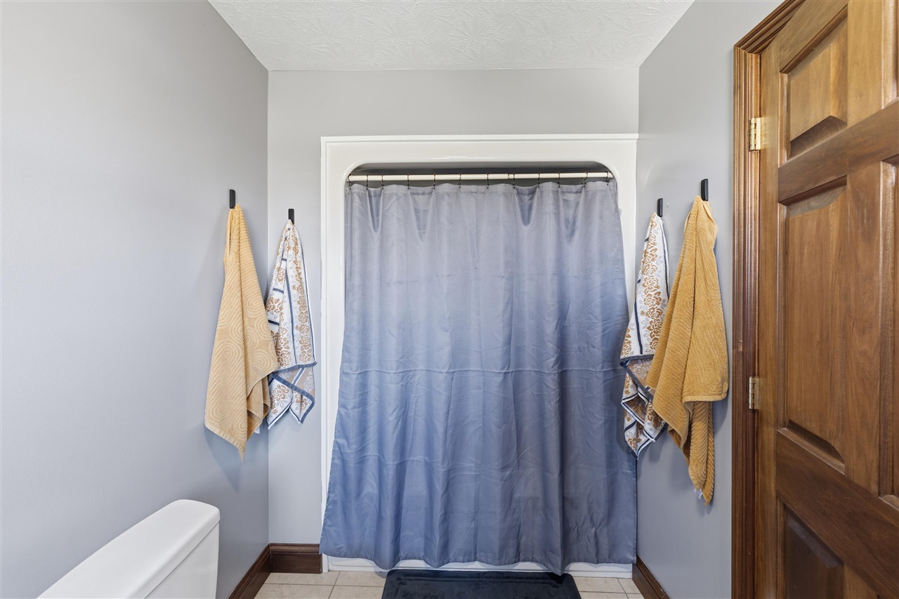 124 Clark Cemetery Road