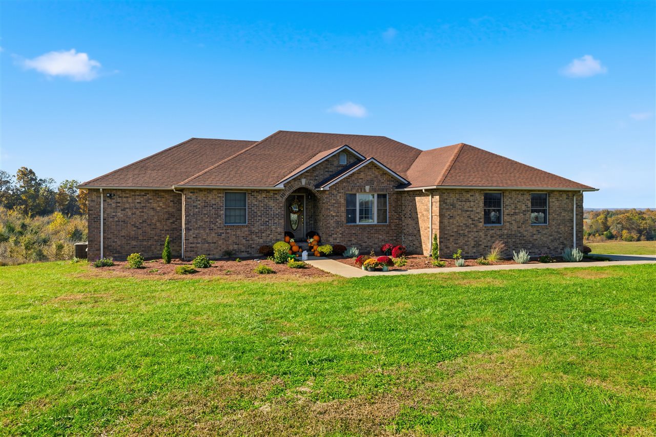 124 Clark Cemetery Road