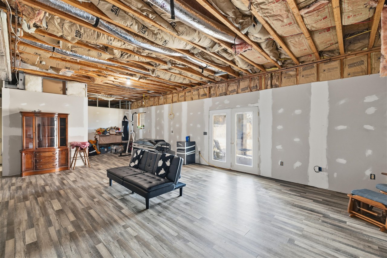 124 Clark Cemetery Road