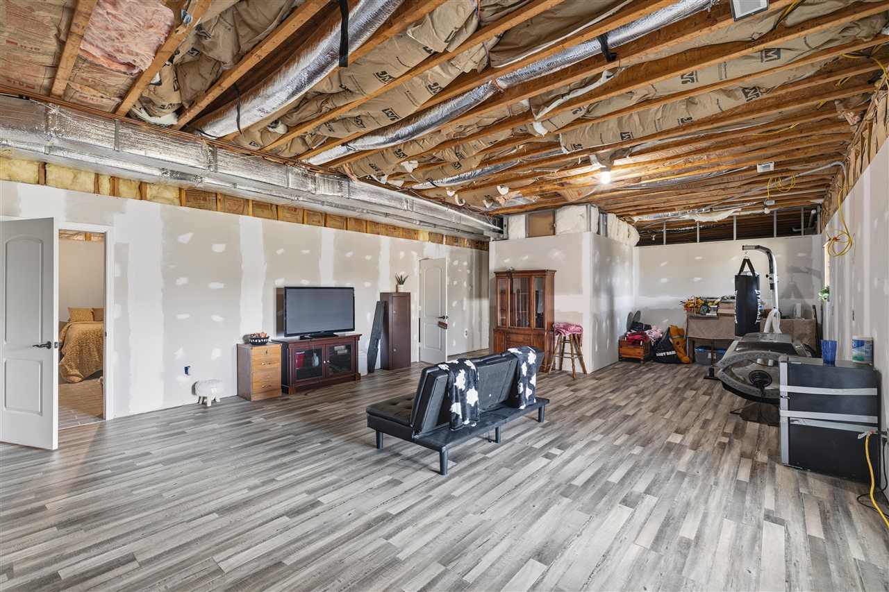 124 Clark Cemetery Road