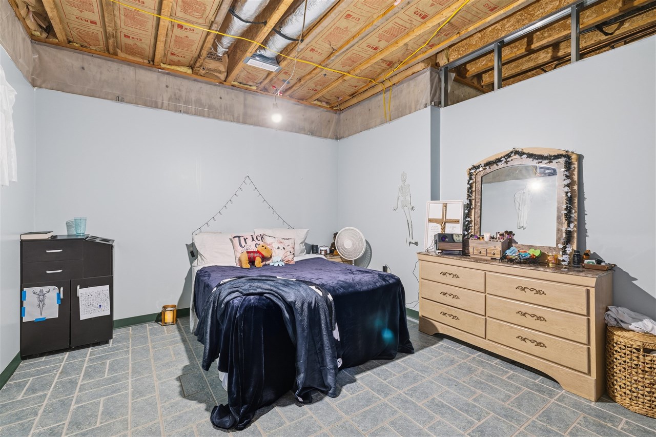 124 Clark Cemetery Road