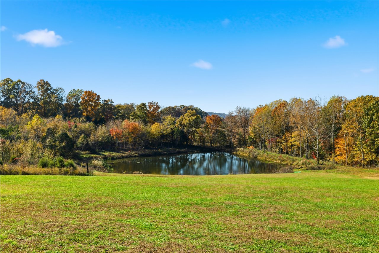 124 Clark Cemetery Road