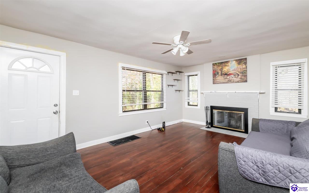 Listing Picture 2670 S Wilson Avenue Radcliff, KY 40160 MLS HK25004832