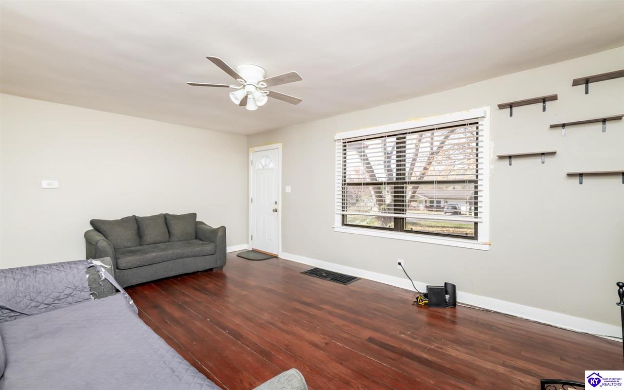 Listing Picture 2670 S Wilson Avenue Radcliff, KY 40160 MLS HK25004832