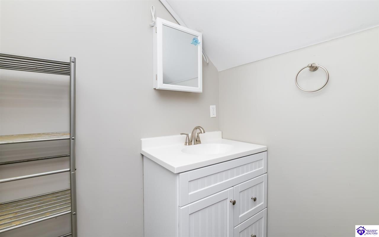 Listing Picture 2670 S Wilson Avenue Radcliff, KY 40160 MLS HK25004832