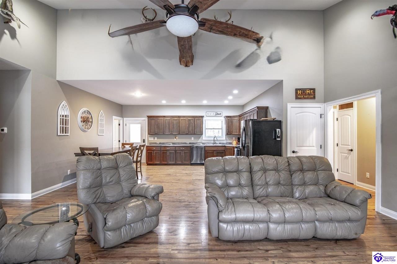 Listing Picture 68 Lonnie Lawson Court Brandenburg, KY 40108 MLS HK25004838