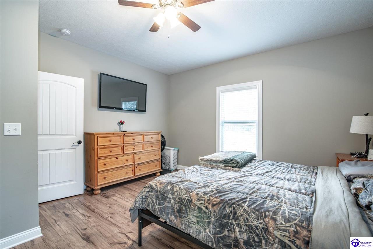 Listing Picture 68 Lonnie Lawson Court Brandenburg, KY 40108 MLS HK25004838