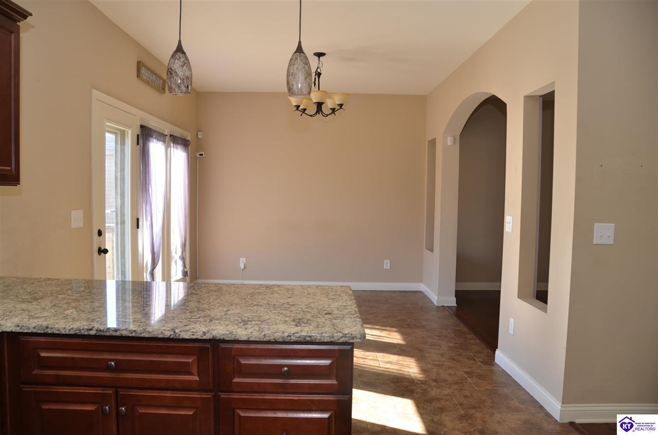 Listing Picture 309 Merlot Court Vine Grove, KY 40175 MLS HK25004853