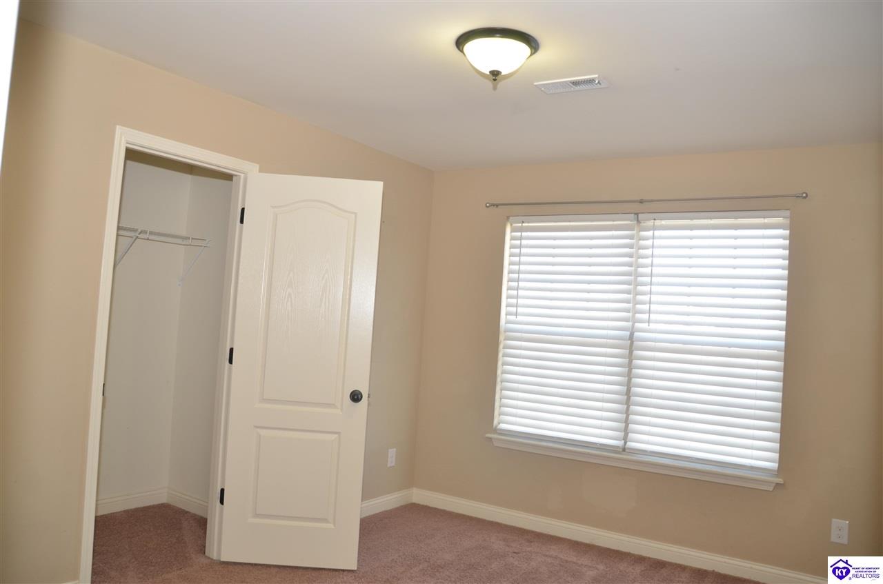 Listing Picture 309 Merlot Court Vine Grove, KY 40175 MLS HK25004853
