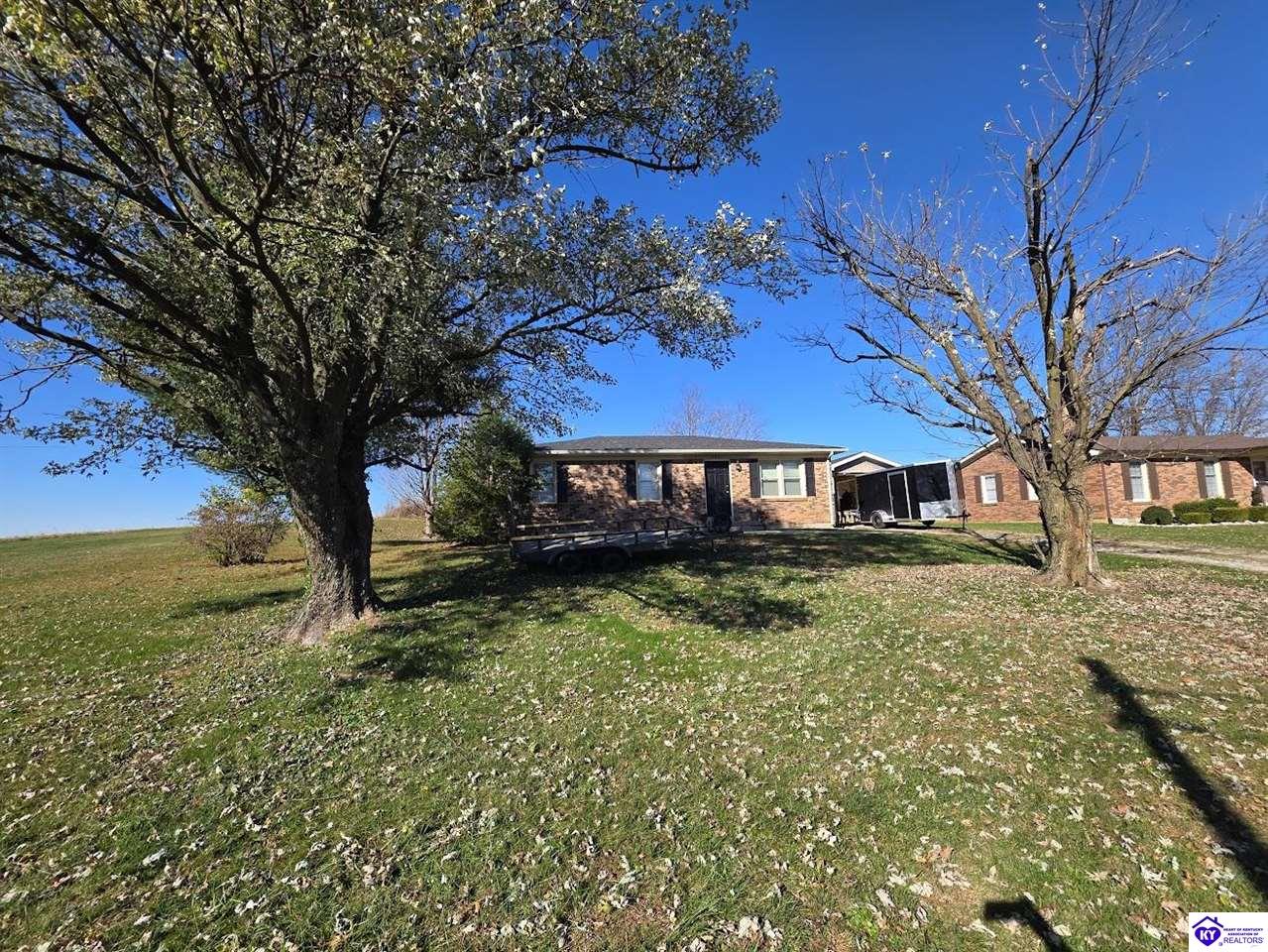 135 Lee AvenueLebanon,&nbsp;KY&nbsp;40033