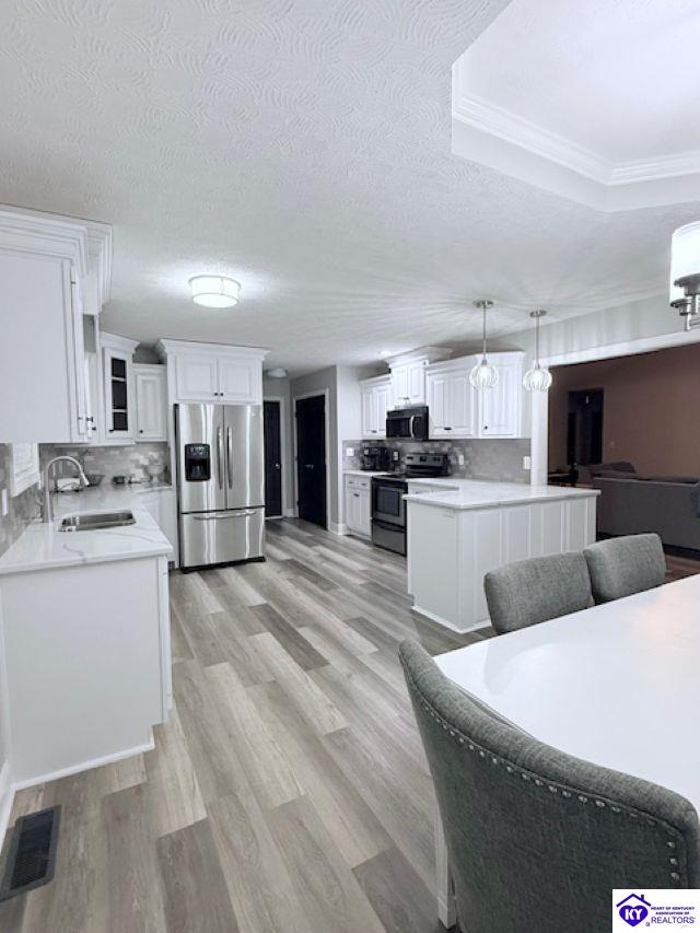 Listing Picture 421 E Woodlake Circle Mount Washington, KY 40047 MLS HK25004939