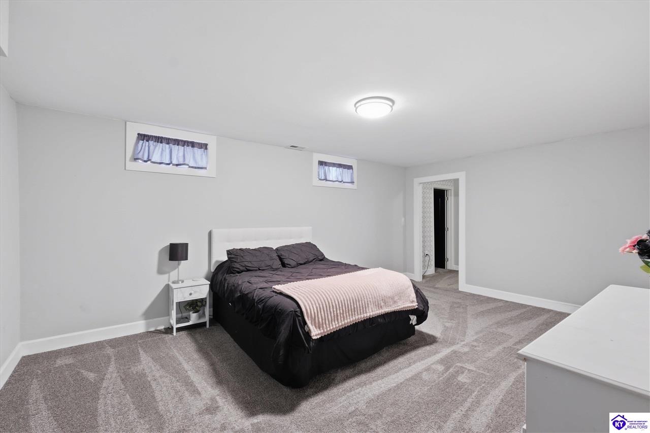 Listing Picture 421 E Woodlake Circle Mount Washington, KY 40047 MLS HK25004939