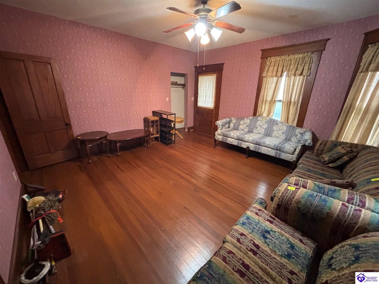 Listing Picture 108 Owl Creek Drive Vine Grove, KY 40175 MLS HK25004984