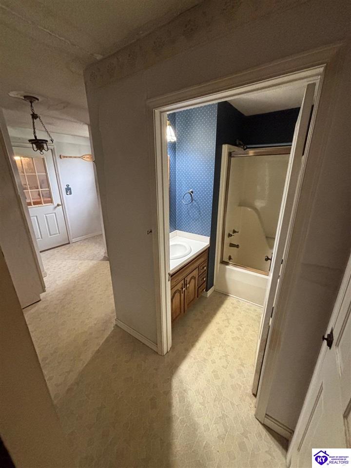 Listing Picture 108 Owl Creek Drive Vine Grove, KY 40175 MLS HK25004984