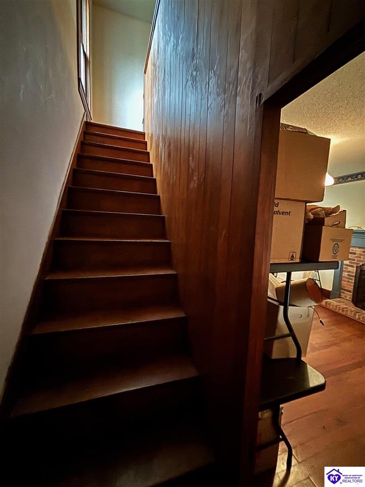 Listing Picture 108 Owl Creek Drive Vine Grove, KY 40175 MLS HK25004984