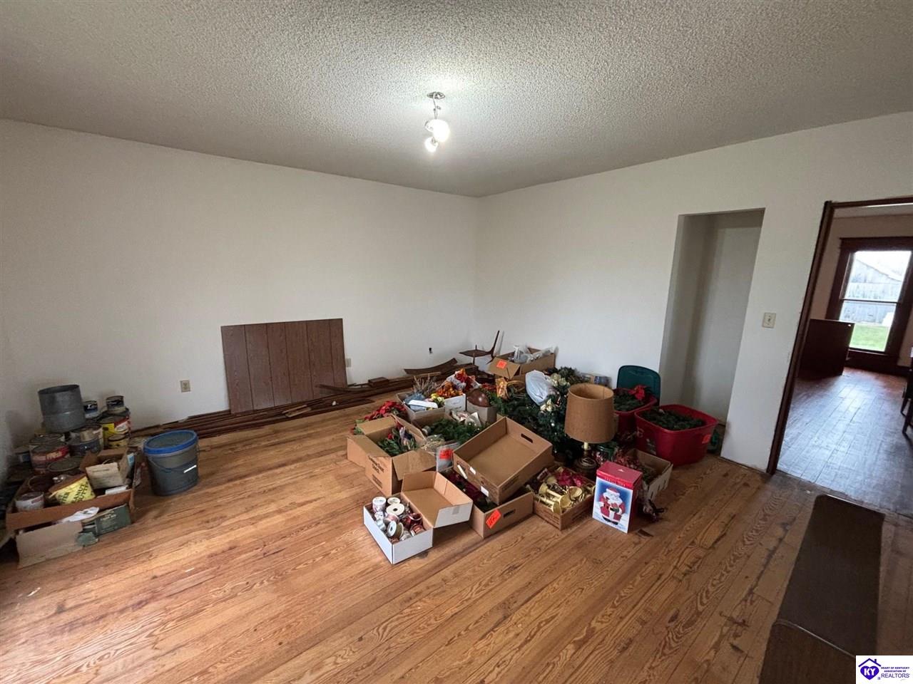 Listing Picture 108 Owl Creek Drive Vine Grove, KY 40175 MLS HK25004984