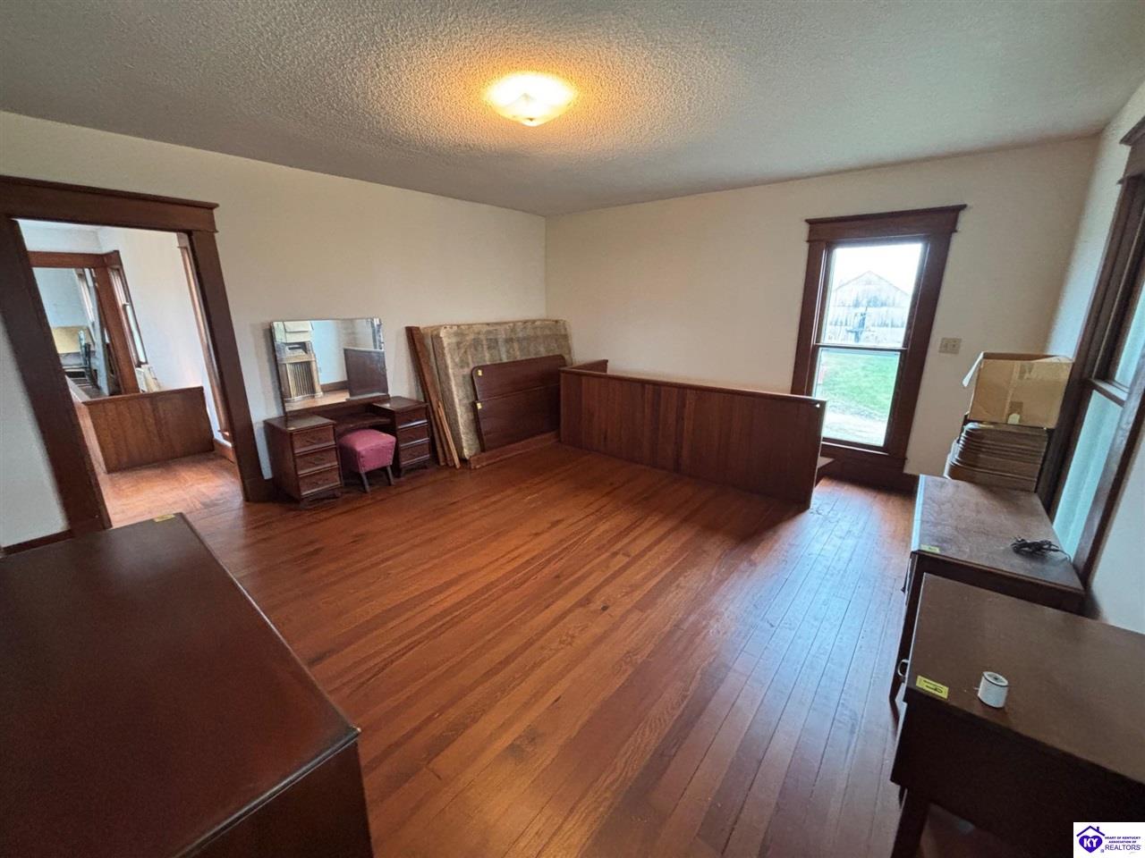 Listing Picture 108 Owl Creek Drive Vine Grove, KY 40175 MLS HK25004984